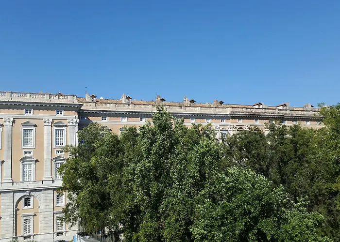 L'Insolita Reggia